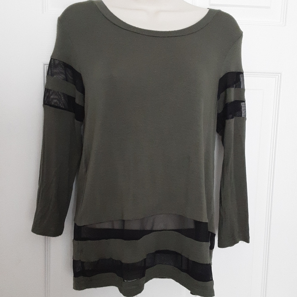 4 $15.00 Occasion army green top